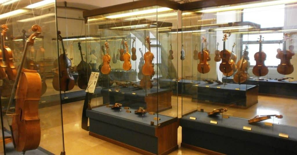 מוזיאון כלי הנגינה מילאנו