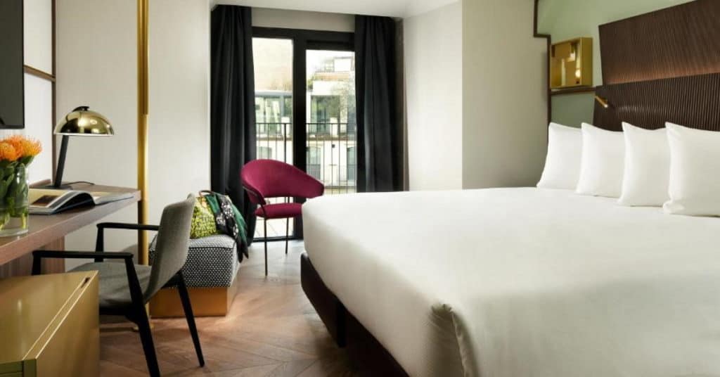 מלון מילאנו ורטיקאלה – אונה אספריאנצה