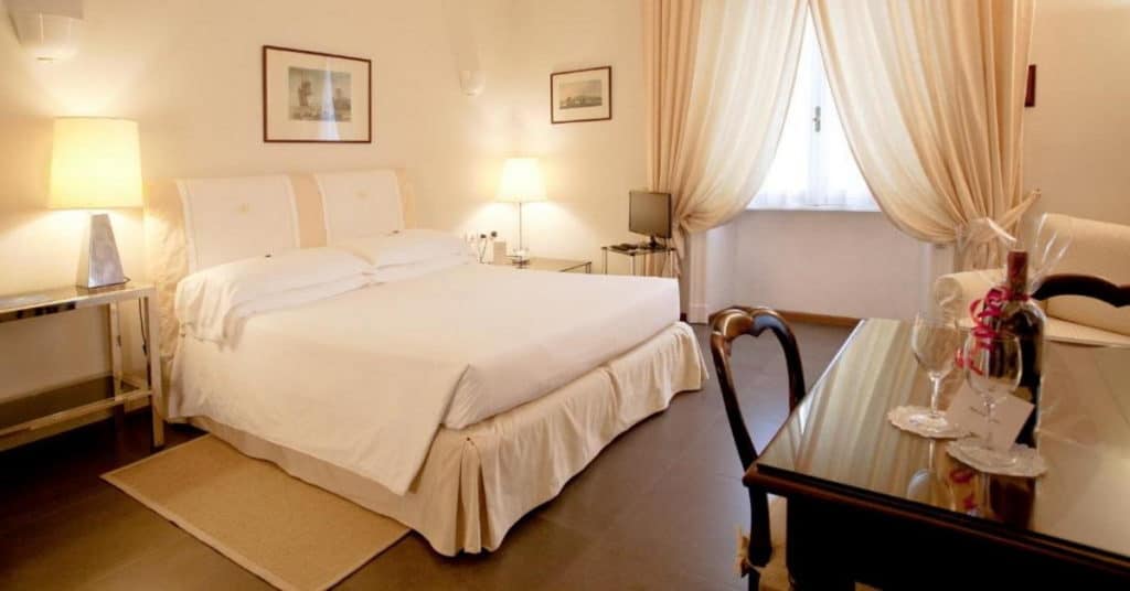 מלון אלדרובנדי רזידנס סיטי סוויטס רומא